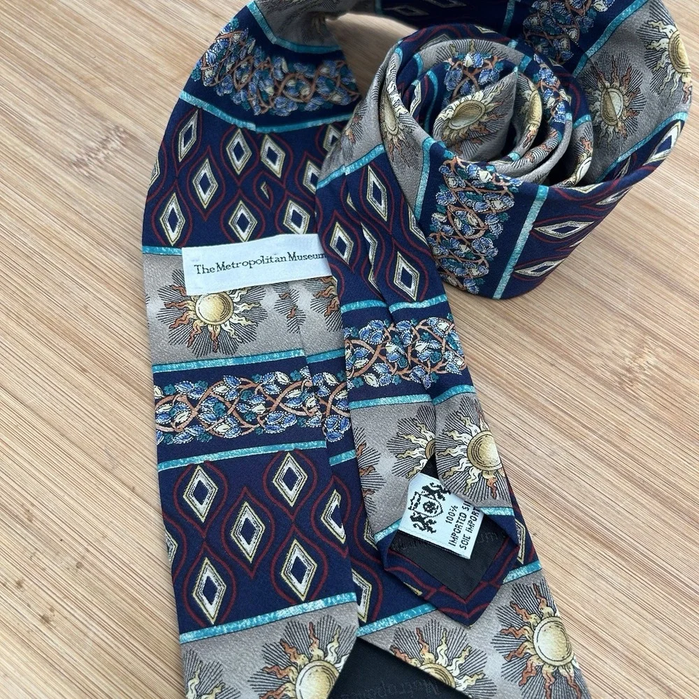 The Metropolitan Museum of Art Silk Tie‎ Multicolor Abstract Sun multicolor